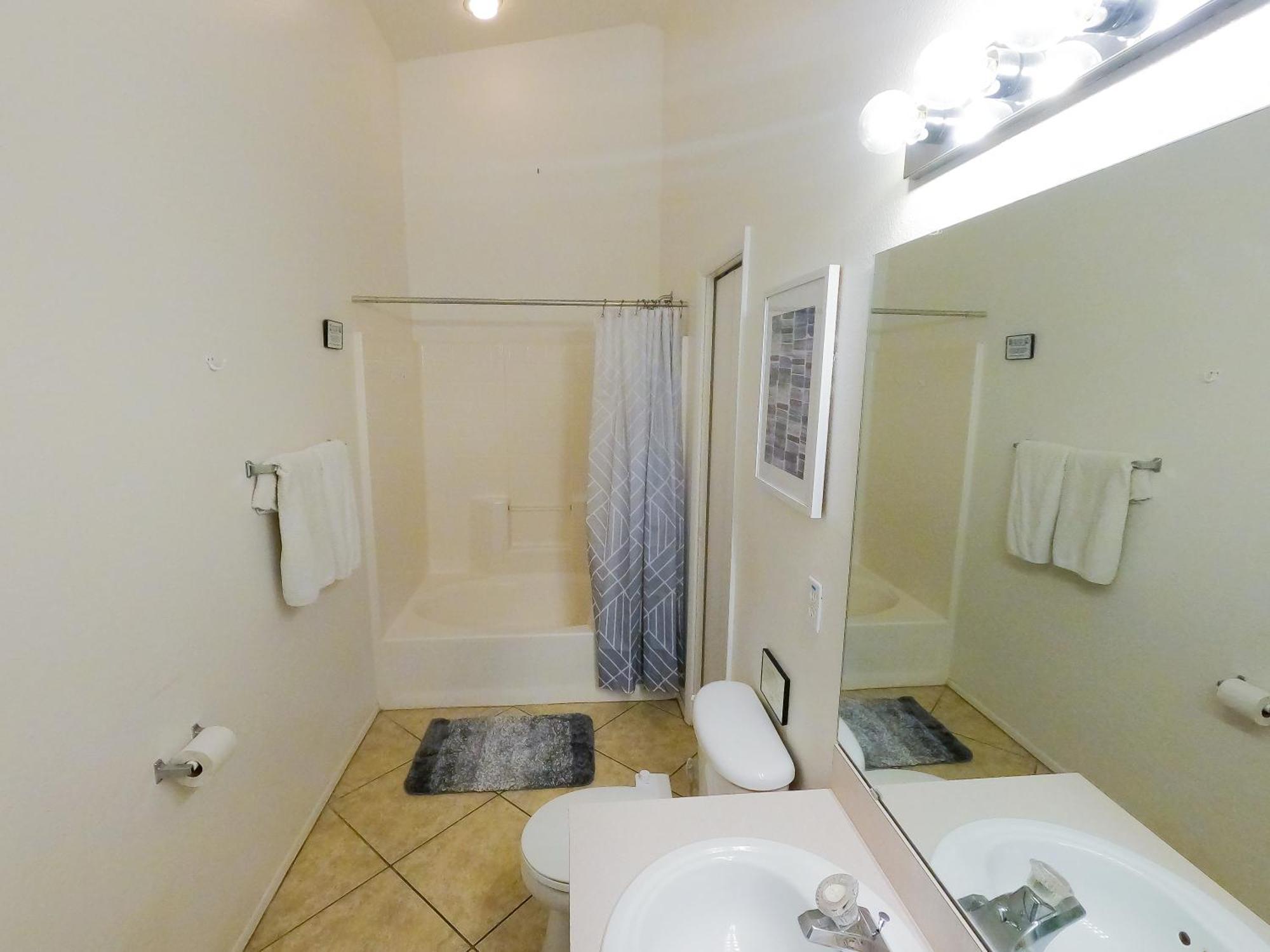 Luxurious Private Heated Pool Close To Villa Davenport